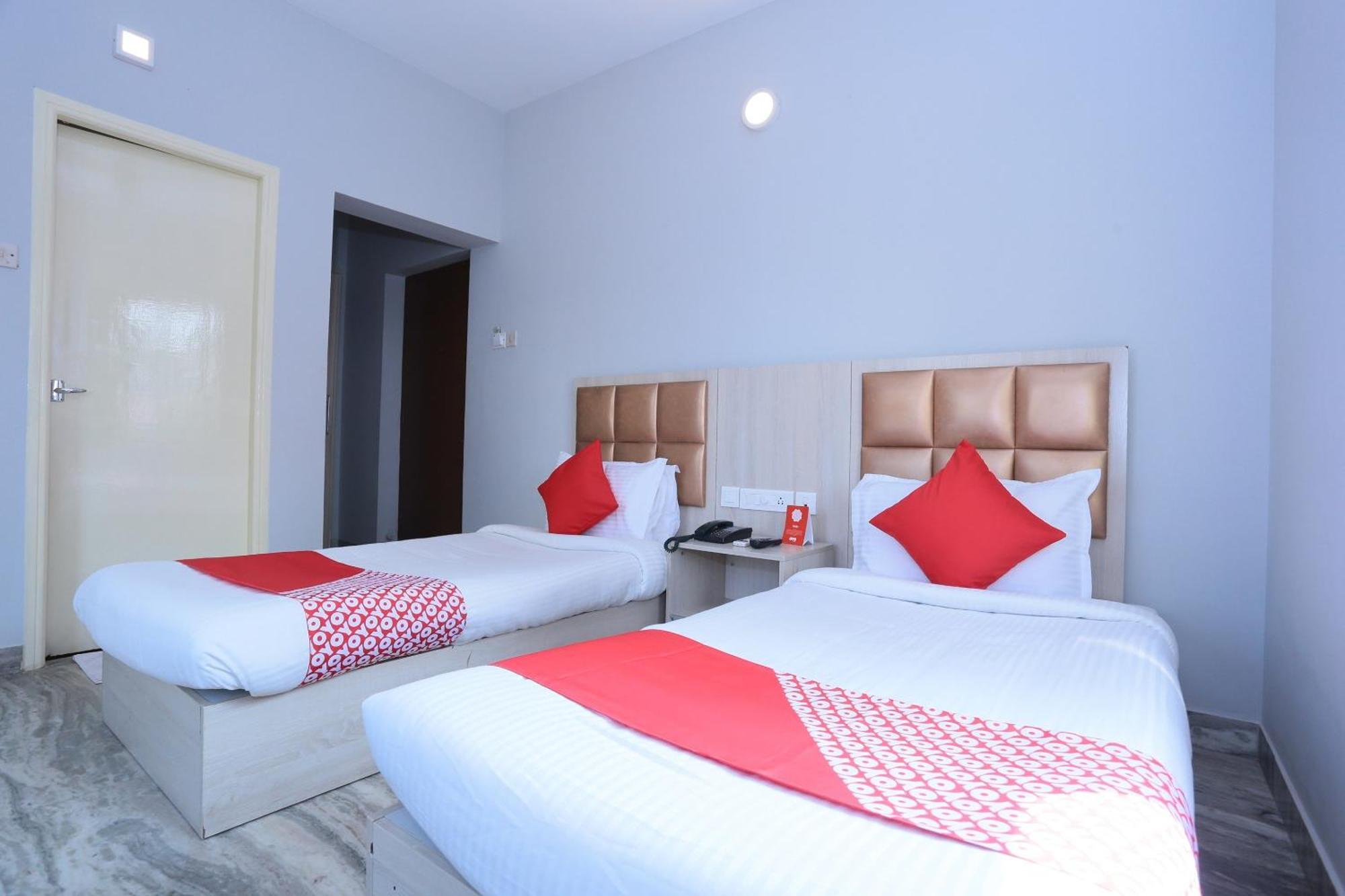 Super Townhouse Prince Palace Тривандрум Экстерьер фото